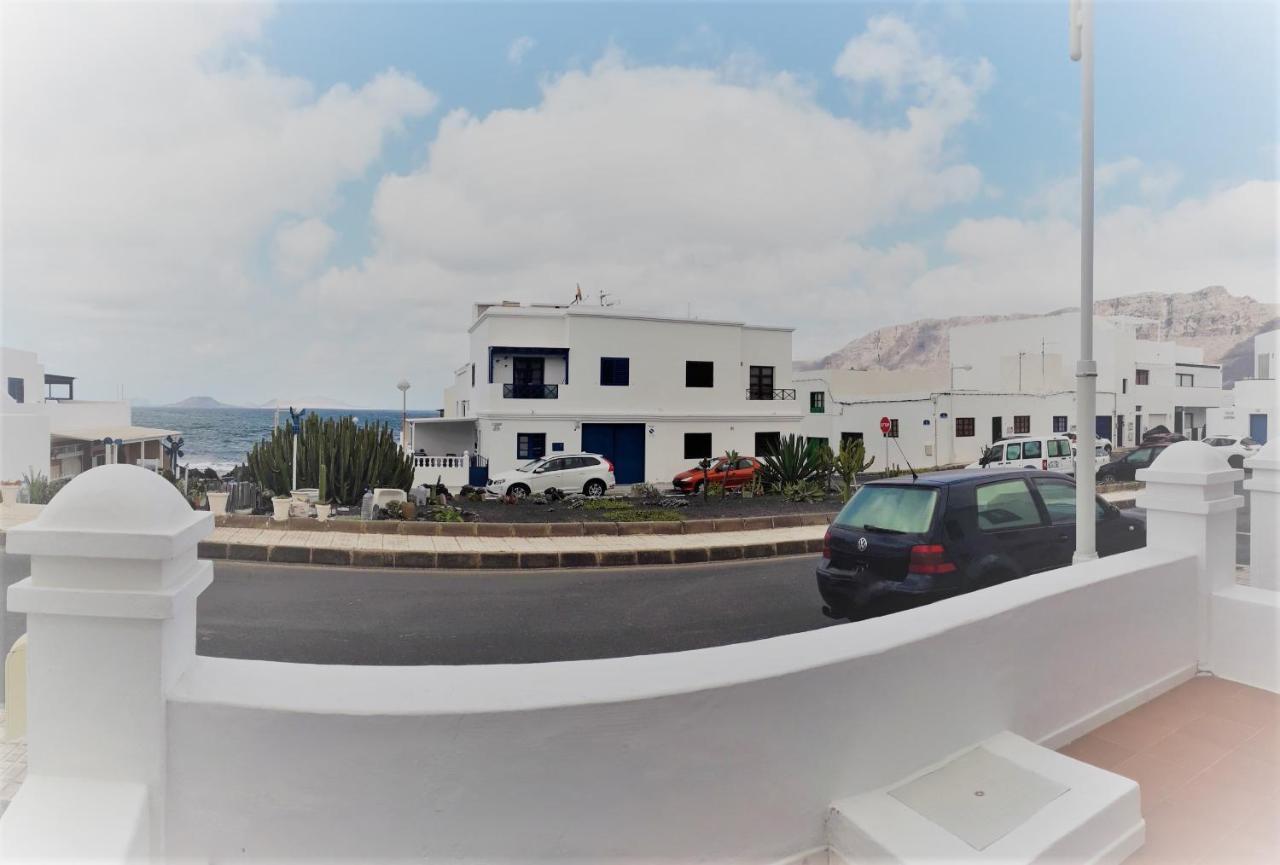 Casa Georgina Apartment Famara Exterior photo