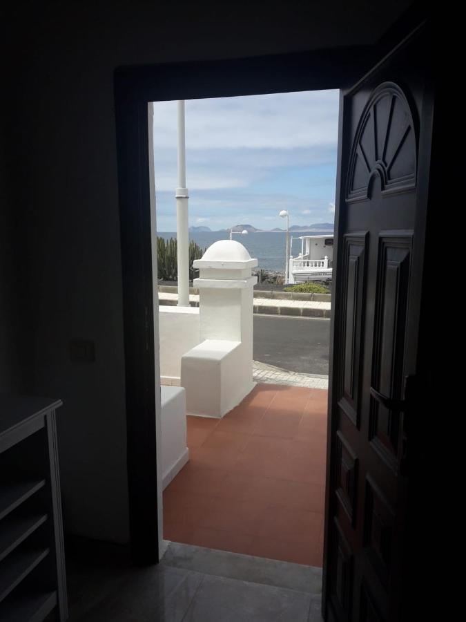 Casa Georgina Apartment Famara Exterior photo